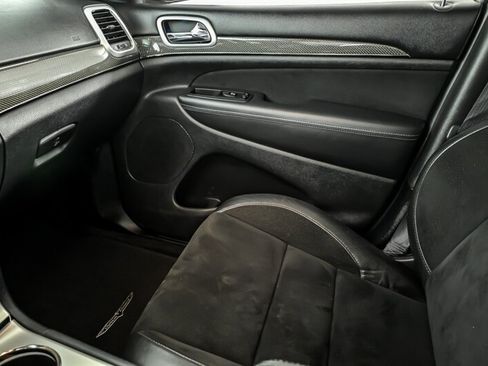 Used 2018 Jeep Grand Cherokee Trackhawk AWD/4WD image 28