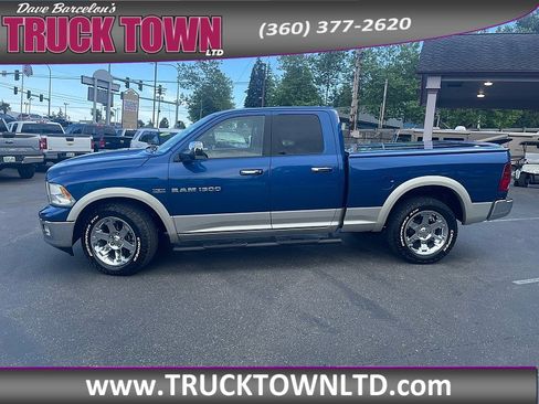 Used 2011 RAM 1500 Laramie AWD/4WD image 2
