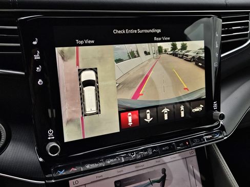 New 2026 Jeep Grand Wagoneer Summit AWD/4WD image 18