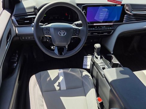 New 2026 Toyota Camry SE FWD image 7