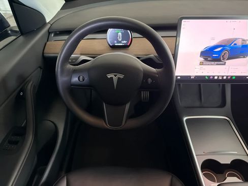Used 2022 Tesla Model Y Performance AWD/4WD image 15