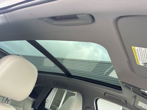 Used 2025 Audi Q5 Premium Plus w/ Premium Plus image 18