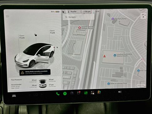 Used 2022 Tesla Model 3 Long Range AWD/4WD image 21