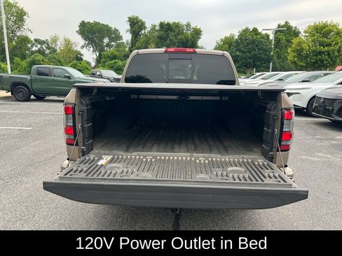 Used 2023 Nissan Frontier PRO-4X w/ Pro Convenience Package AWD/4WD image 17