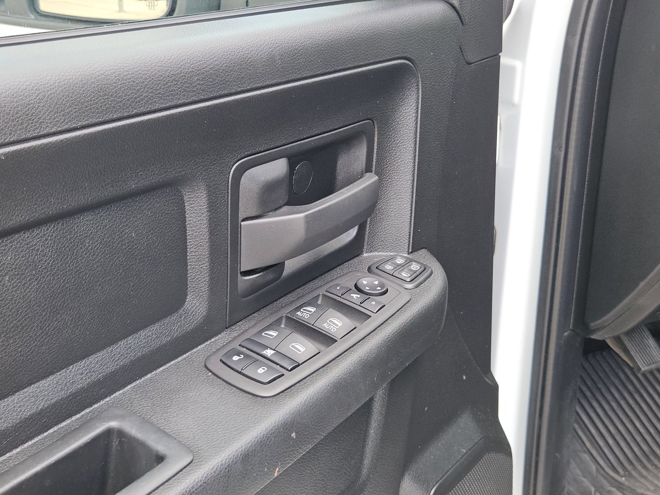 Used 2024 RAM 3500 Tradesman w/ Towing Technology Group AWD/4WD image 12