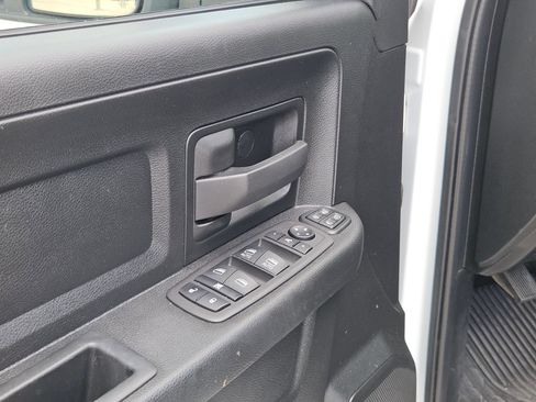 Used 2024 RAM 3500 Tradesman w/ Towing Technology Group AWD/4WD image 12