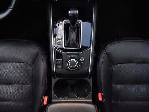 Used 2024 MAZDA CX-5 Carbon Edition image 21