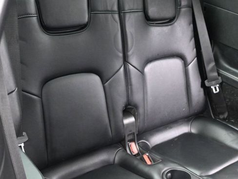 Used 2022 Tesla Model Y Long Range image 37