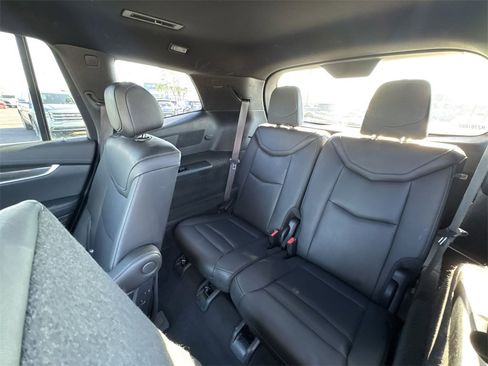 Used 2024 Cadillac XT6 Sport image 24