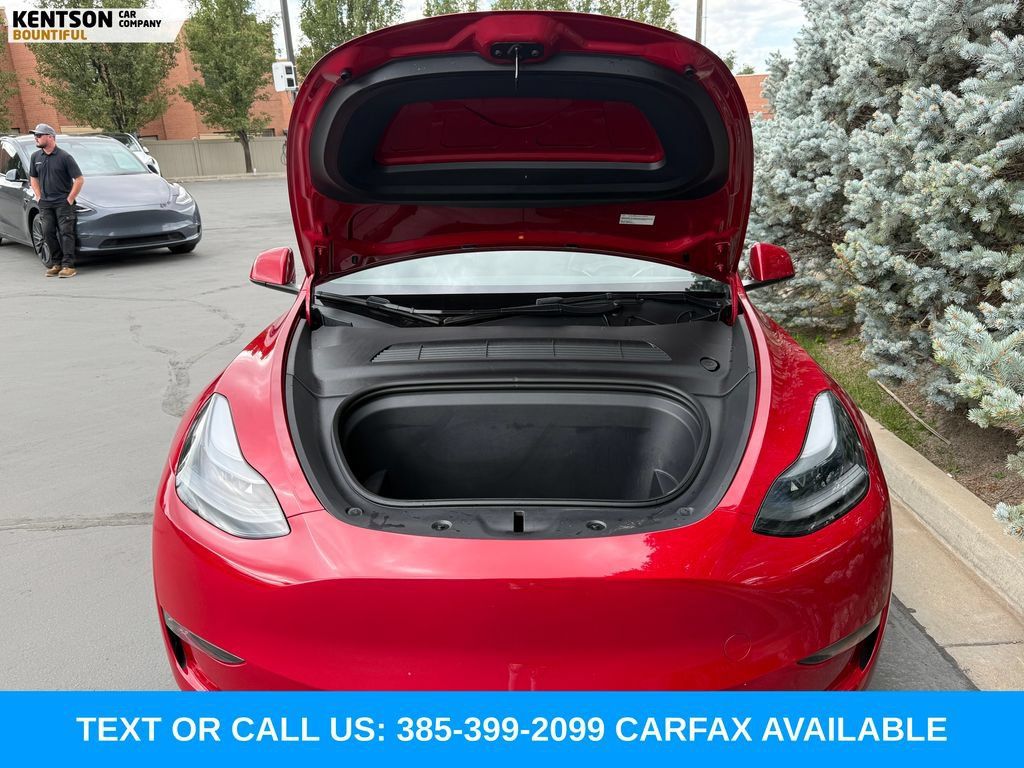 Used 2023 Tesla Model Y Long Range AWD/4WD image 31
