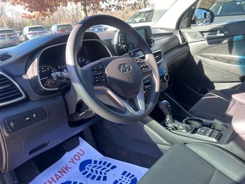 Used 2020 Hyundai Tucson SE image 11