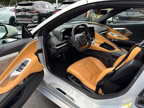 Used 2023 Chevrolet Corvette Stingray Preferred Conv w/ Z51 Performance Package RWD image 5