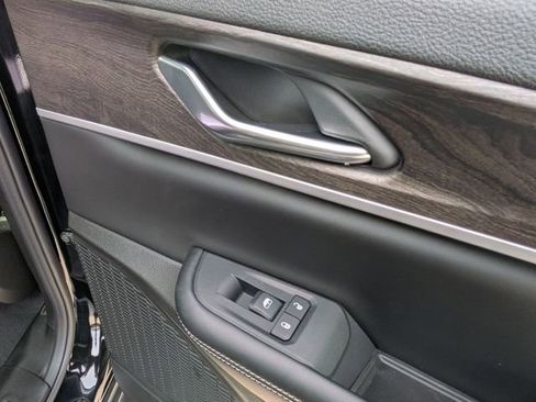 New 2026 Jeep Grand Cherokee Altitude RWD image 30