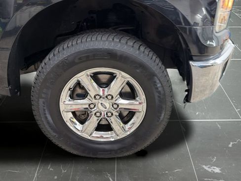 Used 2015 Ford F150 XLT AWD/4WD image 21