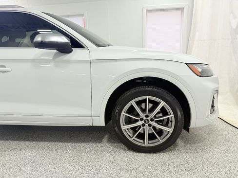 Used 2022 Audi SQ5 Premium Plus w/ Premium Plus Package image 8