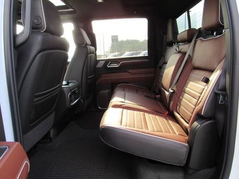 New 2026 GMC Sierra 3500 Denali Ultimate image 18