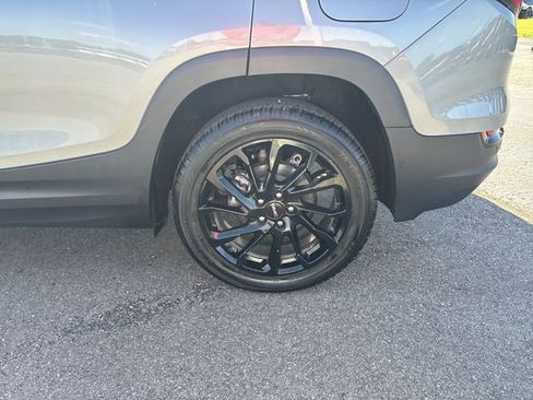 Certified 2024 GMC Terrain SLT w/ Elevation Edition AWD/4WD image 14