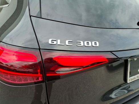 New 2026 Mercedes-Benz GLC 300 4MATIC image 9