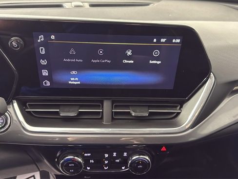 Certified 2024 Chevrolet Trax ACTIV image 20