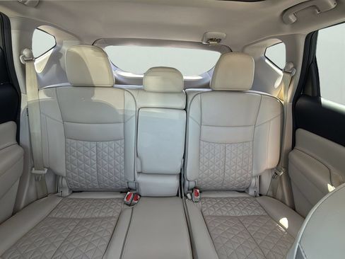 Used 2019 Nissan Murano Platinum w/ Cargo Package FWD image 25