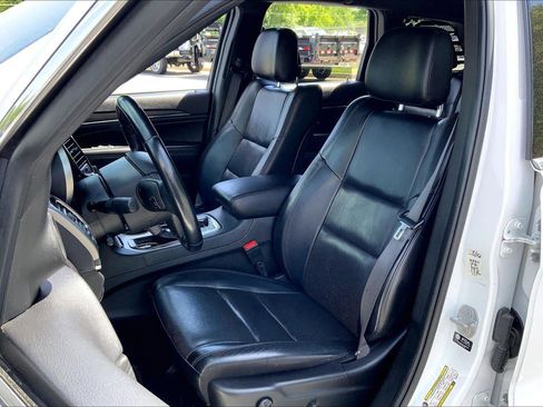 Used 2021 Jeep Grand Cherokee Limited w/ Luxury Group II AWD/4WD image 24