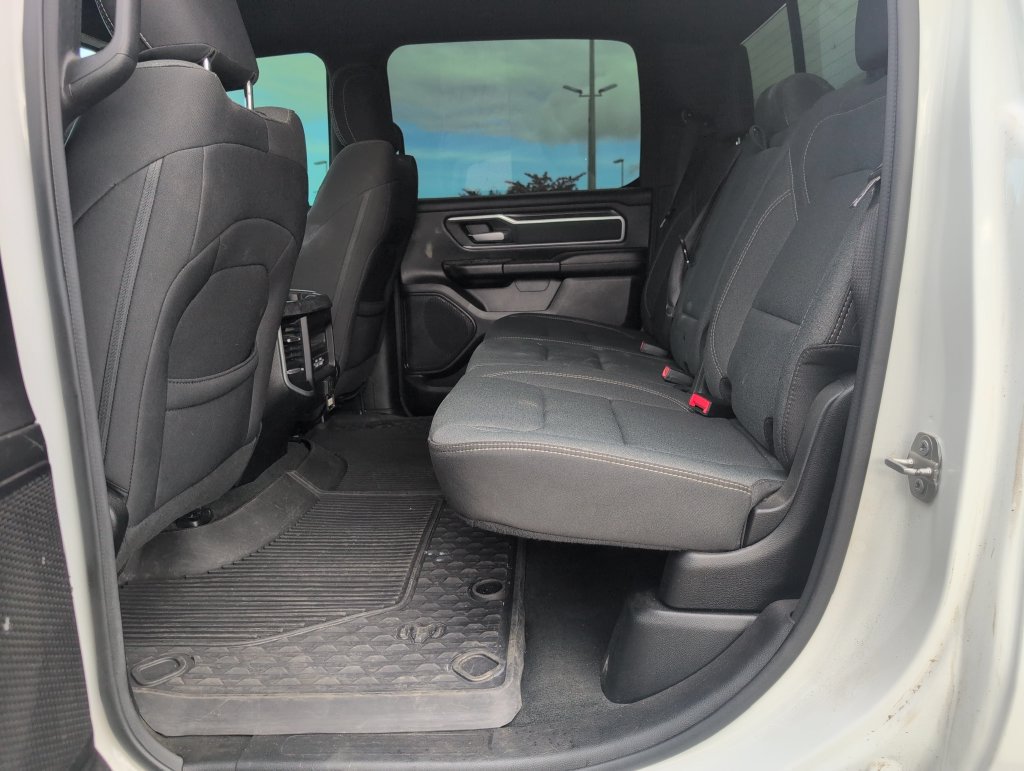 Used 2022 RAM 1500 Big Horn AWD/4WD image 7