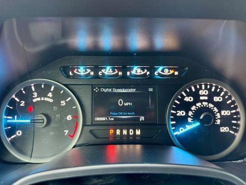 Used 2020 Ford F150 XLT w/ Equipment Group 302A Luxury AWD/4WD image 16