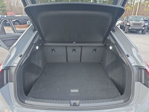 Used 2023 Audi Q4 e-tron Prestige w/ Black Optic Package image 12