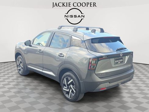 New 2026 Nissan Kicks SV w/ Cold Weather Package FWD image 7