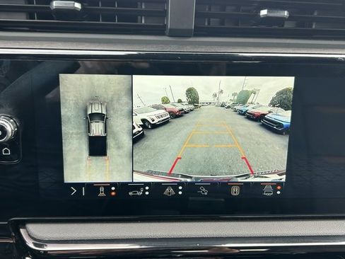 Certified 2025 GMC Sierra 2500 AT4 w/ AT4 Premium Plus Package image 25