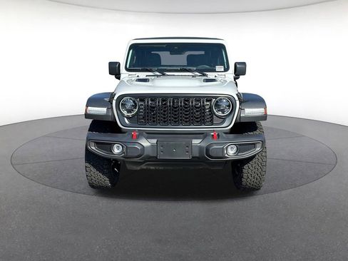 Used 2025 Jeep Wrangler Rubicon w/ Convenience Group AWD/4WD image 9