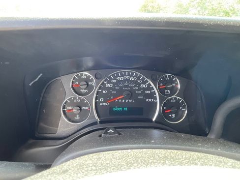 Used 2023 Chevrolet Express 3500 w/ Power Convenience Package RWD image 18