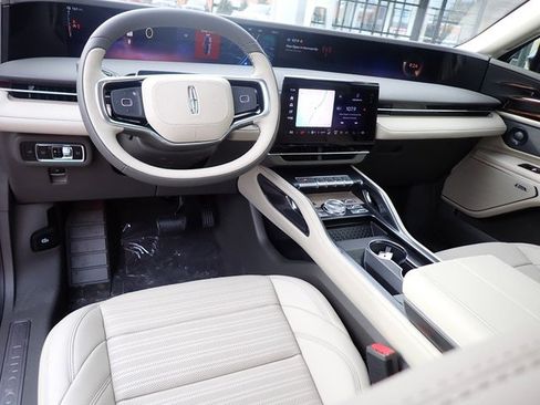 New 2025 Lincoln Nautilus Reserve w/ Jet Appearance Package image 17