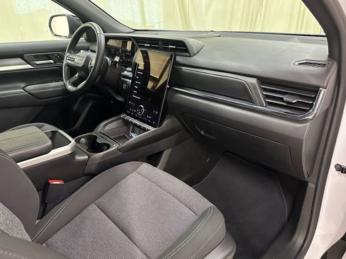 Certified 2025 GMC Terrain Elevation image 26