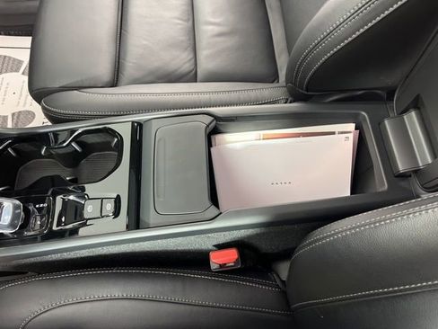 Used 2023 Volvo XC40 B5 Plus w/ Driver Assist Package AWD/4WD image 30