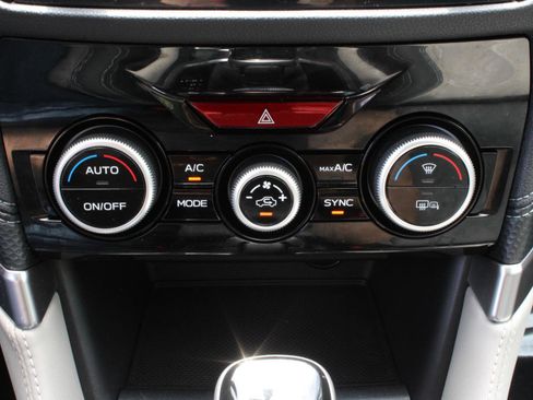 Used 2020 Subaru Forester Limited image 27