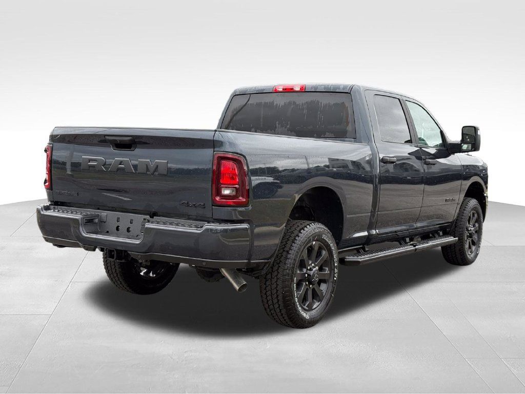New 2026 RAM 2500 Big Horn AWD/4WD image 5