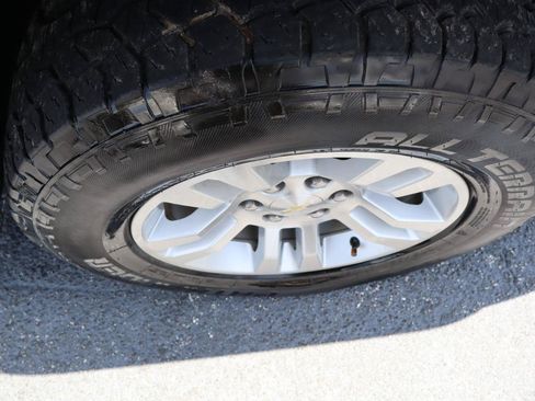 Used 2019 Chevrolet Silverado 1500 LT w/ All Star Edition RWD image 39