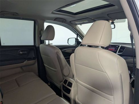 Used 2019 Honda Ridgeline RTL-T image 31