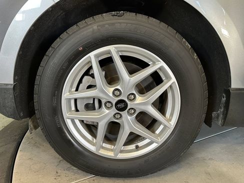 Used 2024 Ford Edge SEL AWD/4WD image 25