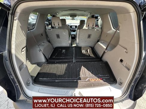 Used 2017 GMC Acadia SLE image 6