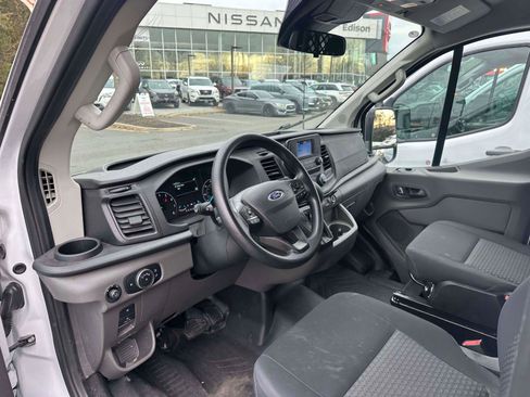 Used 2024 Ford Transit 250 Low Roof w/ Exterior Upgrade Package image 12