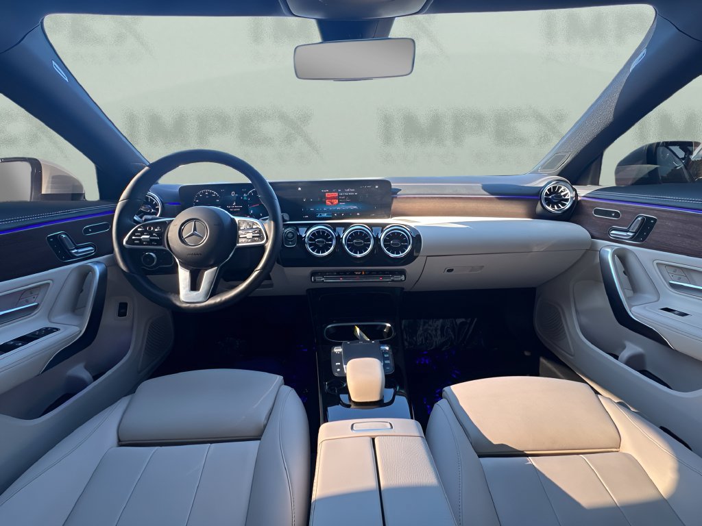 Used 2023 Mercedes-Benz CLA 250 4MATIC w/ Premium Package image 11
