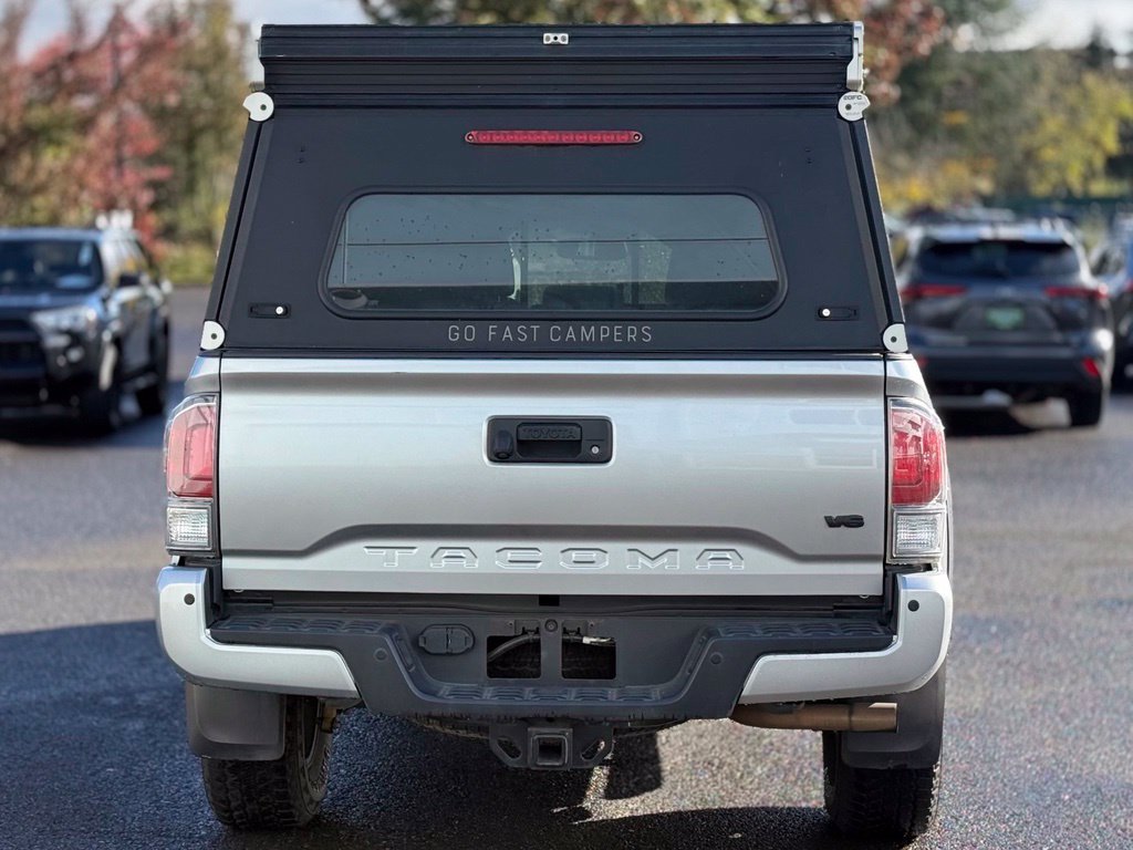 Used 2023 Toyota Tacoma TRD Off-Road w/ TRD Premium Off Road Package AWD/4WD image 4