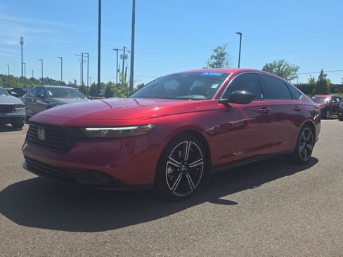 Certified 2024 Honda Accord Sport image 7