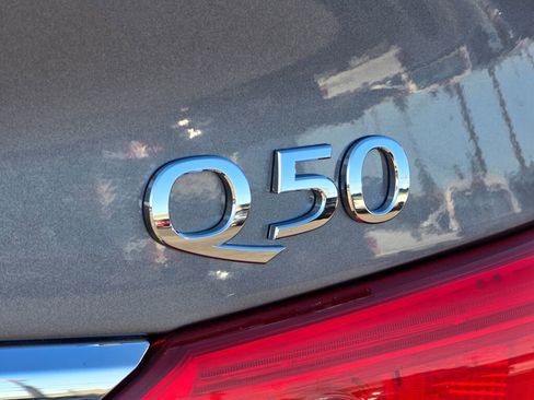 Used 2017 INFINITI Q50 3.0t Premium w/ Driver Assistance Package image 17