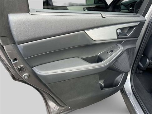 Used 2023 Acura MDX SH-AWD w/ Technology Package image 18