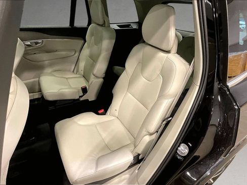 Certified 2024 Volvo XC90 B6 Plus w/ Protection Package Premier AWD/4WD image 22