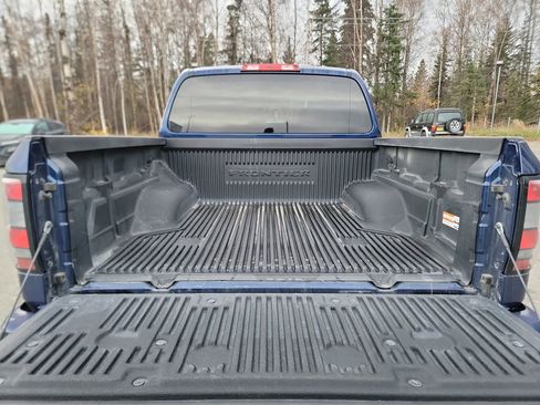 Used 2023 Nissan Frontier SV image 22