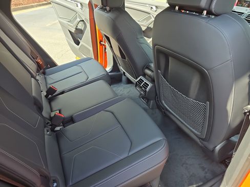 New 2025 Audi Q3 2.0T Premium image 11